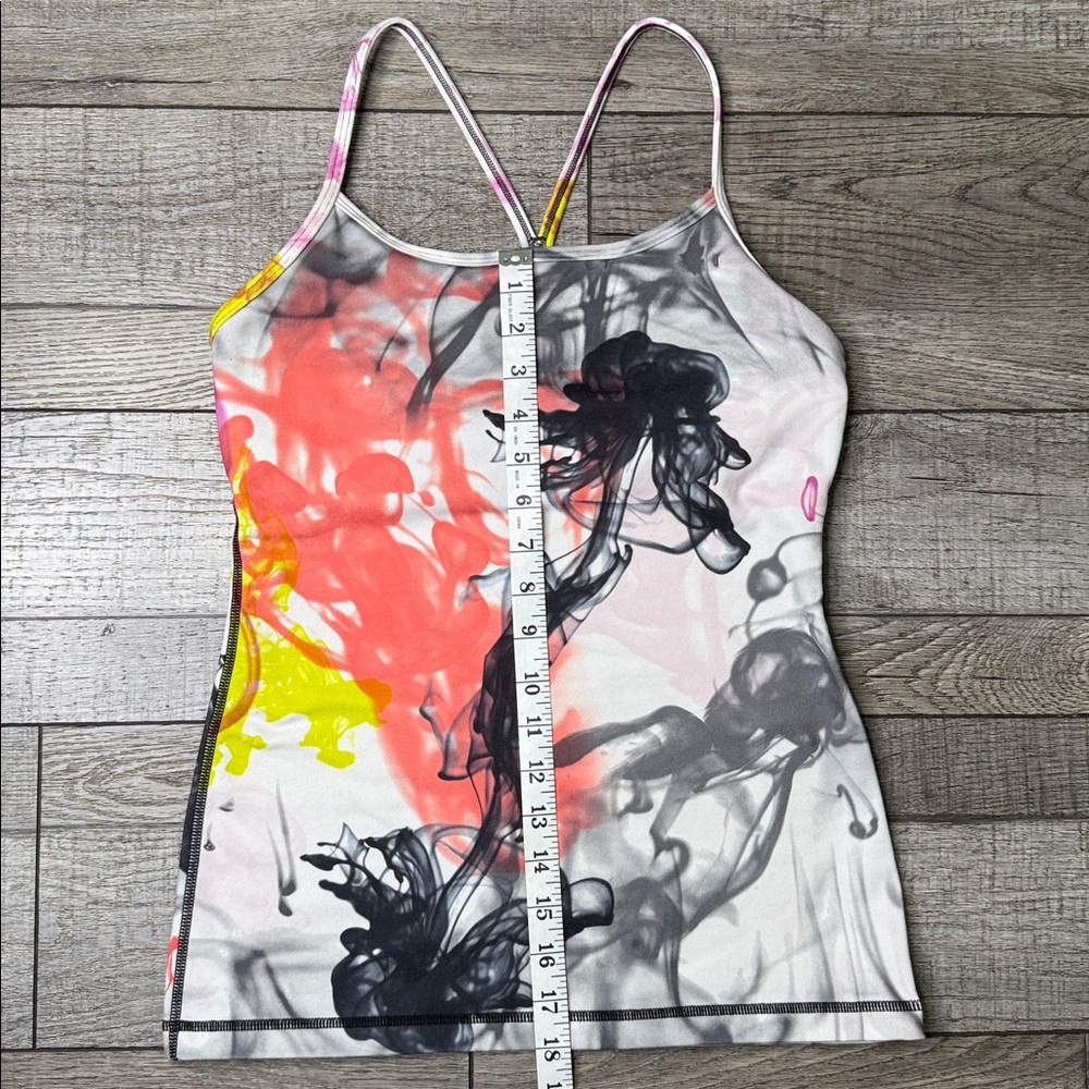 Rare lululemon athletica Multicolor/Tie Dye Top - Picture 4 of 6